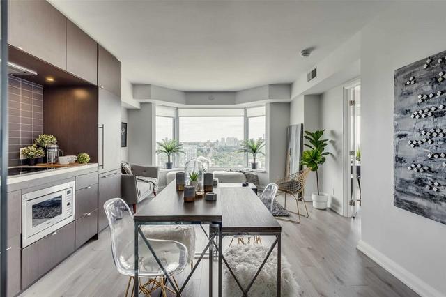 2903 - 155 Yorkville Ave, Condo with 2 bedrooms, 2 bathrooms and 1 parking in Toronto ON | Image 7