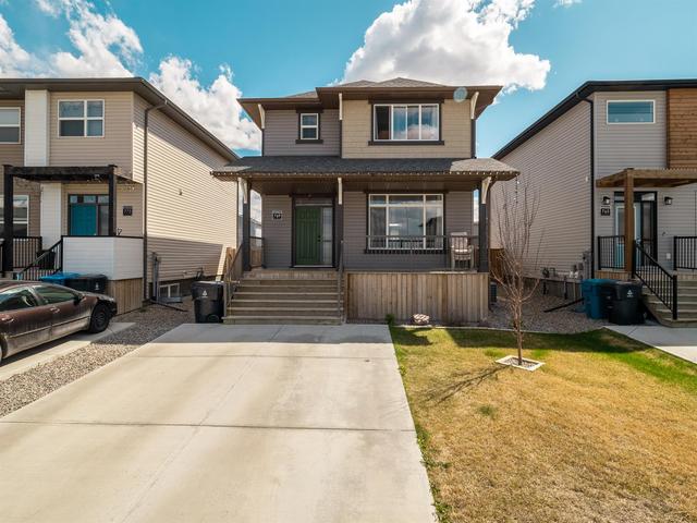 769 Greywolf Run N, House detached with 4 bedrooms, 2 bathrooms and 2 parking in Lethbridge County AB | Image 1