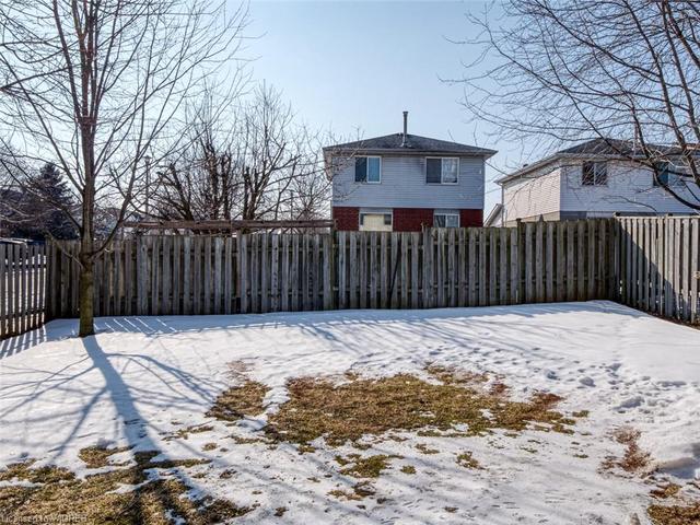 955 Elgin St N Street, House semidetached with 3 bedrooms, 1 bathrooms and 3 parking in Cambridge ON | Image 24