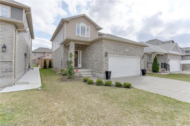 3197 Singleton Avenue, House detached with 3 bedrooms, 3 bathrooms and null parking in London ON | Image 3