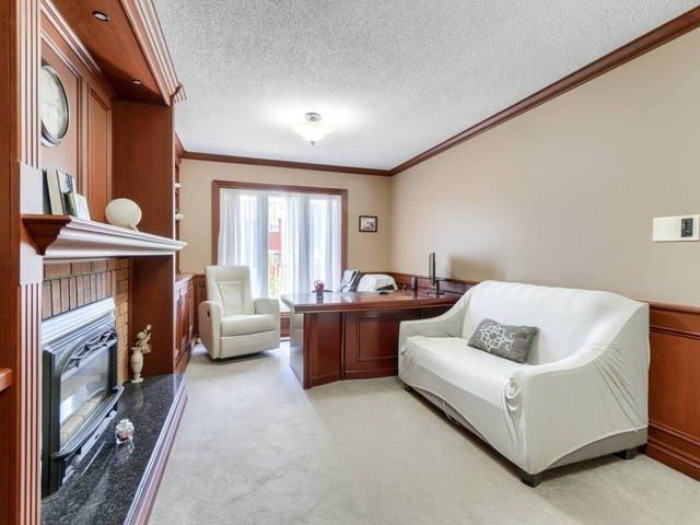 966 Silversmith Dr, House detached with 4 bedrooms, 4 bathrooms and 6 parking in Mississauga ON | Image 21