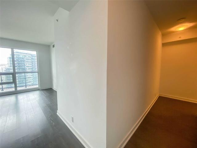 2409 - 2220 Lake Shore Blvd, Condo with 2 bedrooms, 2 bathrooms and 1 parking in Toronto ON | Image 17