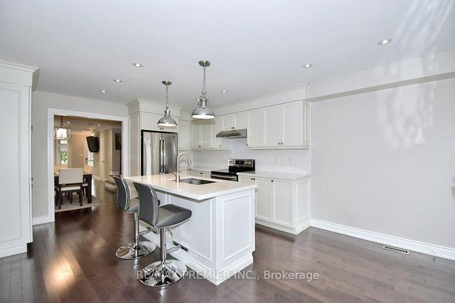 84 Rory Rd, House attached with 3 bedrooms, 4 bathrooms and 4 parking in Toronto ON | Image 3