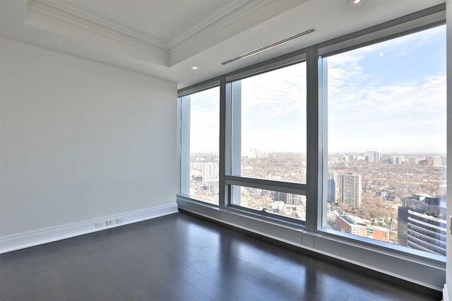 3401 - 50 Yorkville Ave, Condo with 2 bedrooms, 3 bathrooms and 2 parking in Toronto ON | Image 8