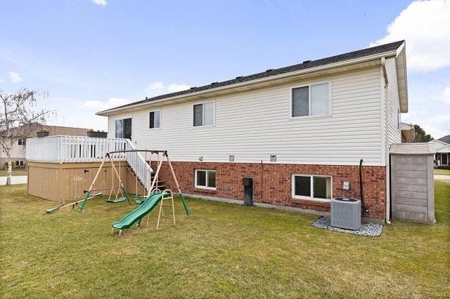 15 Sandy Lake Dr, House detached with 3 bedrooms, 2 bathrooms and 2 parking in Leamington ON | Image 26