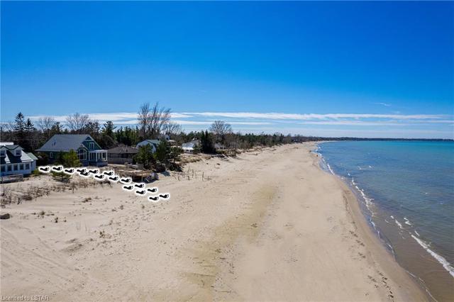 6782 East Parkway Drive, House detached with 5 bedrooms, 2 bathrooms and 16 parking in Lambton Shores ON | Image 42