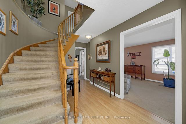 12 Rosset Valley Crt, House attached with 3 bedrooms, 3 bathrooms and 4 parking in Halton Hills ON | Image 11
