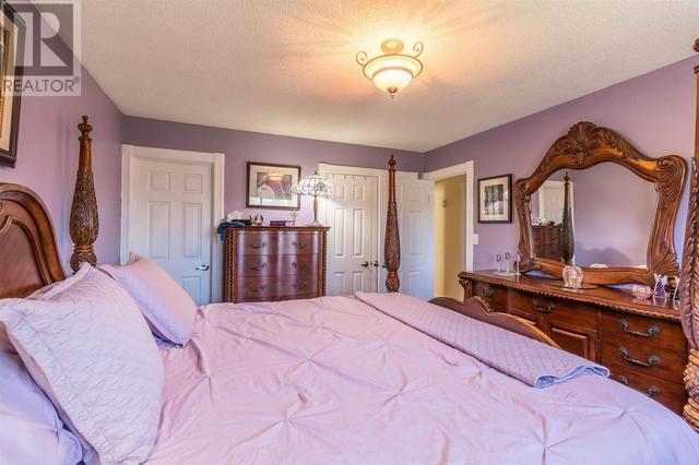 20 Parker Ave, House detached with 5 bedrooms, 2 bathrooms and null parking in Sault Ste. Marie ON | Image 17