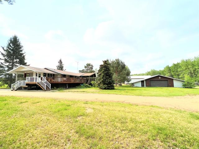 224057 Township Road 652, House detached with 4 bedrooms, 2 bathrooms and 10 parking in Athabasca County AB | Image 4