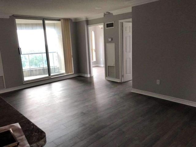 1505 - 7 Lorraine Dr, Condo with 3 bedrooms, 2 bathrooms and 1 parking in Toronto ON | Image 5