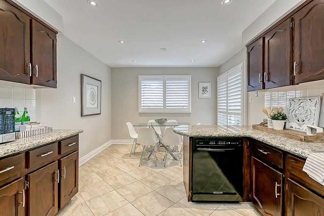 3090 Given Rd, House detached with 4 bedrooms, 3 bathrooms and 6 parking in Mississauga ON | Image 6