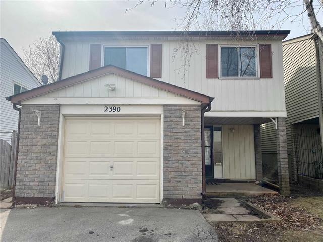 2390 Coldstream Dr, House detached with 3 bedrooms, 2 bathrooms and 4 parking in Burlington ON | Image 1