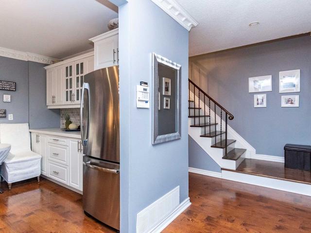 66 Kingswood Dr, House semidetached with 3 bedrooms, 2 bathrooms and 2 parking in Brampton ON | Image 40