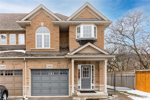 2450 Shadow Court N, House attached with 3 bedrooms, 3 bathrooms and 3 parking in Oakville ON | Image 1