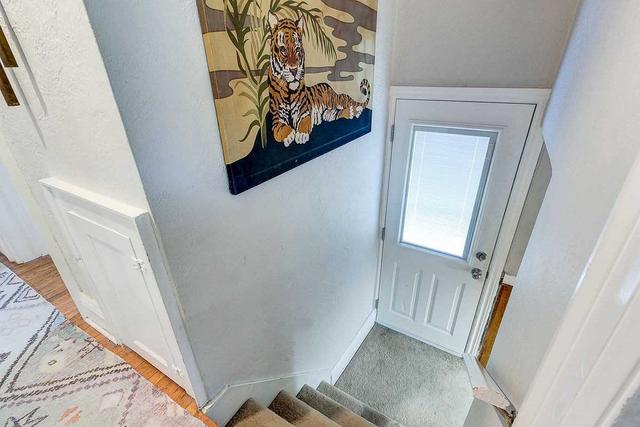 308 Wexford Ave S, House detached with 2 bedrooms, 1 bathrooms and 2 parking in Hamilton ON | Image 9