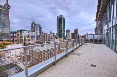 uph18 - 21 Nelson St, Condo with 3 bedrooms, 3 bathrooms and 2 parking in Toronto ON | Image 1