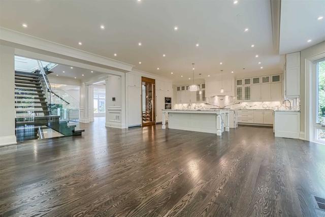 269 Upper Highland Cres, House detached with 4 bedrooms, 7 bathrooms and 6 parking in Toronto ON | Image 3
