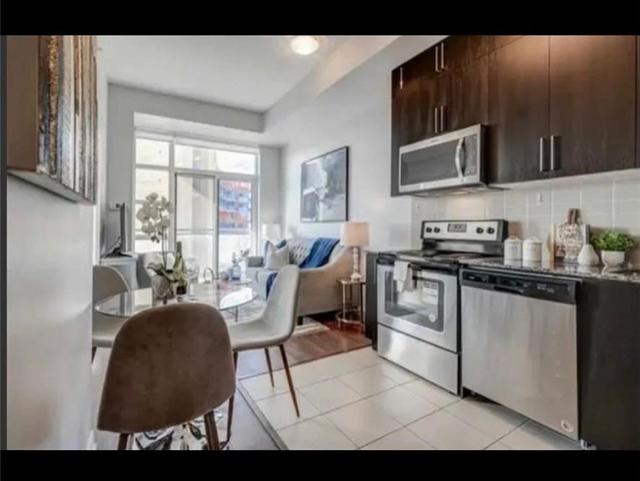 1012 - 840 Queens Plate Dr, Condo with 1 bedrooms, 2 bathrooms and 1 parking in Toronto ON | Image 5