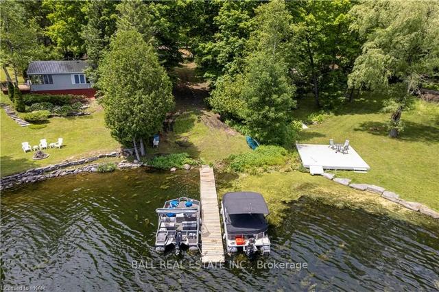 8 Fire Route 27, House detached with 2 bedrooms, 1 bathrooms and 4 parking in Trent Lakes ON | Image 18