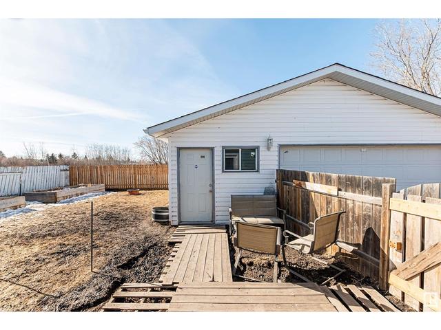 10210 103 St, House detached with 3 bedrooms, 1 bathrooms and 6 parking in Morinville AB | Image 27