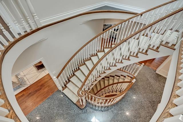 212 Poplar Dr, House detached with 5 bedrooms, 6 bathrooms and 9 parking in Oakville ON | Image 7