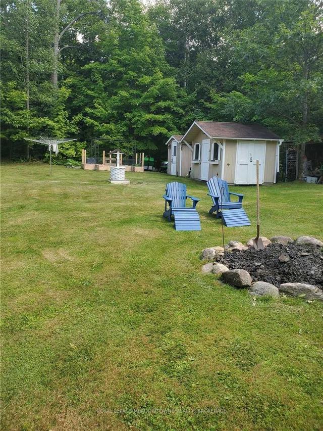 35 Pigeon Lake, House detached with 3 bedrooms, 1 bathrooms and 2 parking in Parry Sound, Unorganized, Centre Part ON | Image 9