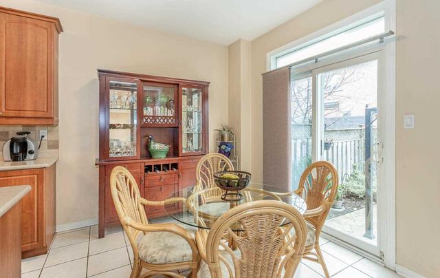 52 Bucksaw Dr, House semidetached with 3 bedrooms, 3 bathrooms and 4 parking in Vaughan ON | Image 8