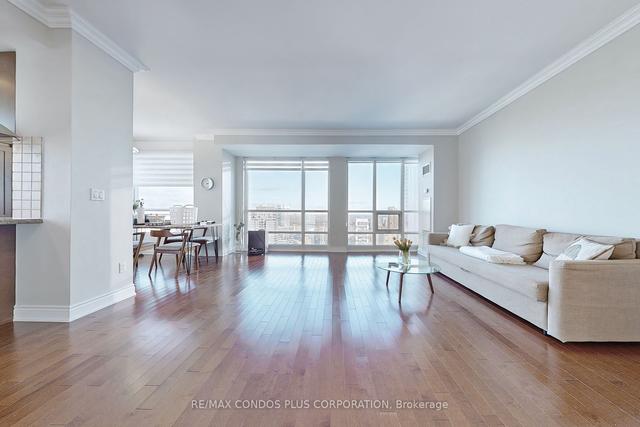 4202 - 761 Bay St, Condo with 2 bedrooms, 3 bathrooms and 1 parking in Toronto ON | Image 1