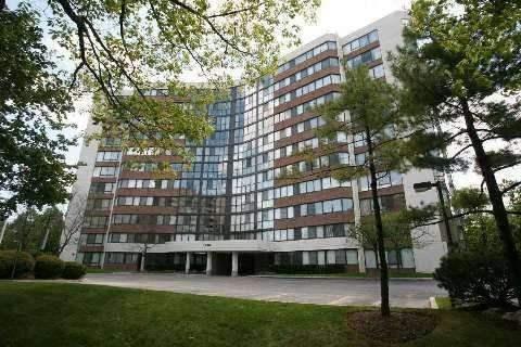 1001 - 1240 Marlborough Crt, Condo with 3 bedrooms, 3 bathrooms and 1 parking in Oakville ON | Image 1