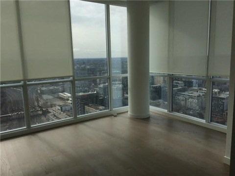 Ph02 - 25 Capreol Crt, Condo with 3 bedrooms, 4 bathrooms and 2 parking in Toronto ON | Image 6