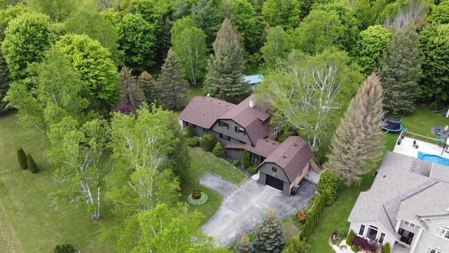 37 Alpine Dr, House detached with 4 bedrooms, 2 bathrooms and 11 parking in Oro Medonte ON | Image 1
