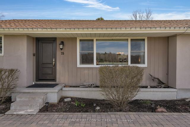 35 Park Ave, House detached with 3 bedrooms, 2 bathrooms and 5 parking in East Gwillimbury ON | Image 23