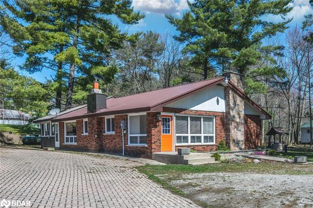2512 Honey Harbour Road, House detached with 3 bedrooms, 1 bathrooms and 16 parking in Georgian Bay ON | Image 15