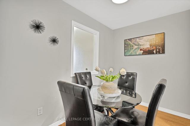 3400 Dovetail Mews, House detached with 3 bedrooms, 4 bathrooms and 6 parking in Mississauga ON | Image 3