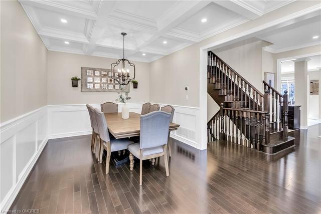 2486 Village Common Drive, House attached with 6 bedrooms, 4 bathrooms and 4 parking in Oakville ON | Image 49