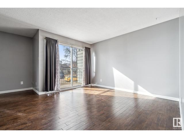 10611 80 St Nw, House attached with 3 bedrooms, 1 bathrooms and null parking in Edmonton AB | Image 28