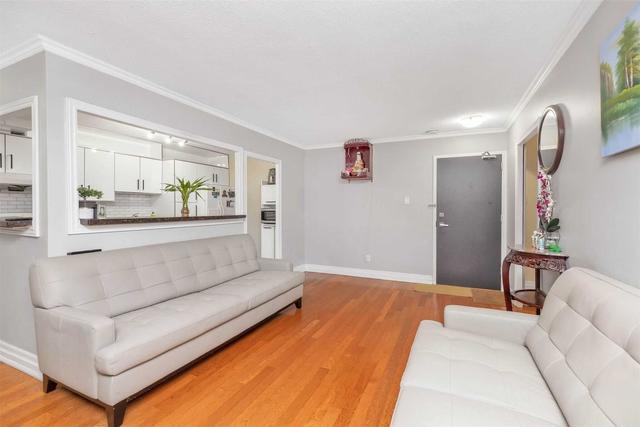 206 - 1660 Bloor St, Condo with 3 bedrooms, 2 bathrooms and 1 parking in Mississauga ON | Image 6