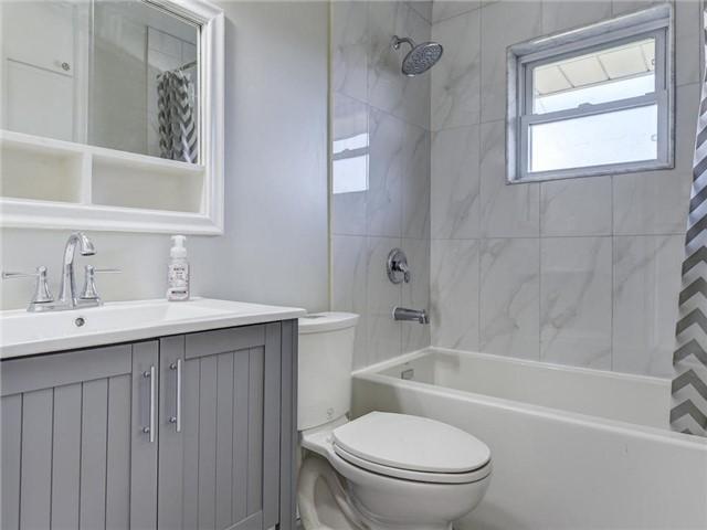 79 Shandon Dr, House detached with 3 bedrooms, 2 bathrooms and 3 parking in Toronto ON | Image 11