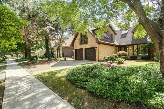 13 Fernside Crt N, House detached with 4 bedrooms, 4 bathrooms and 4 parking in Toronto ON | Image 23