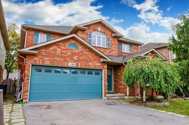 2381 Pathfinder Dr, House detached with 3 bedrooms, 4 bathrooms and 4 parking in Burlington ON | Image 1