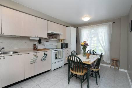 51 - 120 Railroad St, Townhouse with 3 bedrooms, 2 bathrooms and 1 parking in Brampton ON | Image 4