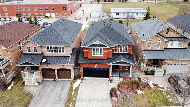 38 Delattaye Ave, House detached with 4 bedrooms, 4 bathrooms and 4 parking in Aurora ON | Image 29