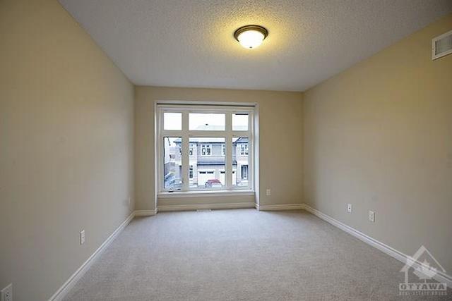 619 Guernsey Place, Townhouse with 3 bedrooms, 3 bathrooms and 2 parking in Ottawa ON | Image 12