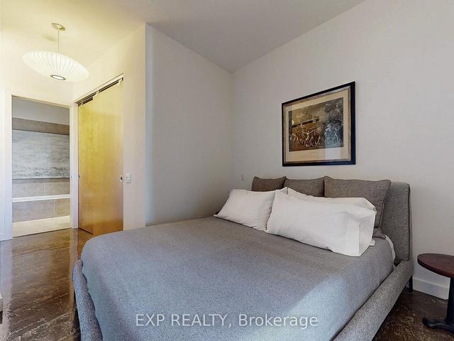 747 - 155 Dalhousie St, Condo with 2 bedrooms, 1 bathrooms and 1 parking in Toronto ON | Image 5