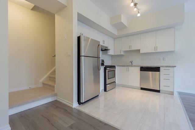 C13 - 26 Bruce St, Townhouse with 2 bedrooms, 2 bathrooms and 1 parking in Vaughan ON | Image 4