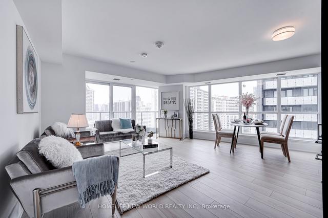 1522 - 585 Bloor St E, Condo with 2 bedrooms, 2 bathrooms and 1 parking in Toronto ON | Image 5