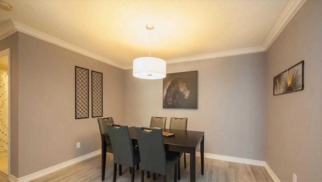 1013 - 168 Simcoe St, Condo with 2 bedrooms, 2 bathrooms and 1 parking in Toronto ON | Image 6