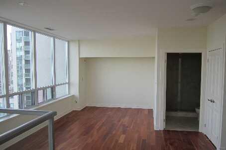 uph 05 - 1 Avondale Ave, Condo with 1 bedrooms, 2 bathrooms and null parking in Toronto ON | Image 7
