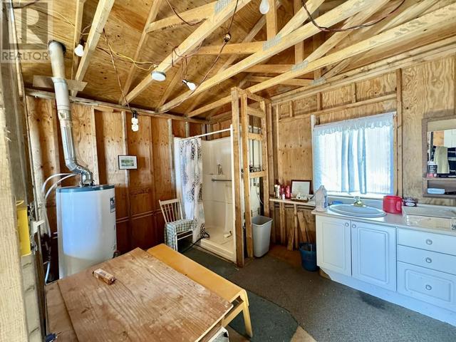 5873 S Dempsey Lake Road, House detached with 4 bedrooms, 0 bathrooms and null parking in Cariboo G BC | Image 29