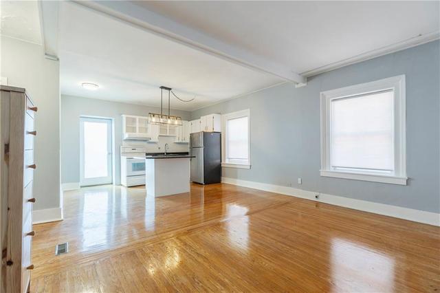 242 King Street W, House semidetached with 1 bedrooms, 1 bathrooms and 1 parking in Hamilton ON | Image 12